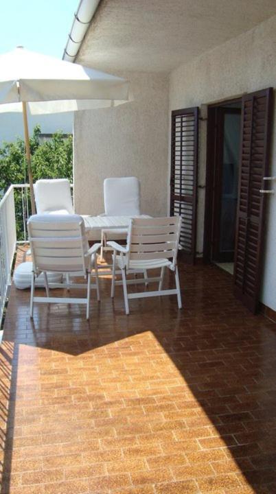 Apartmani Krk Krk Town Exteriör bild